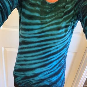 3/$30 EARTH YOGA organic cotton tie dye long sleeve top